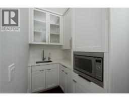 15 LAMBETH Lane - 12