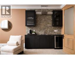 15 LAMBETH Lane - 25