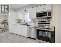 147 MOFFAT Drive - 13