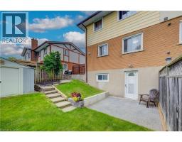 147 MOFFAT Drive - 35