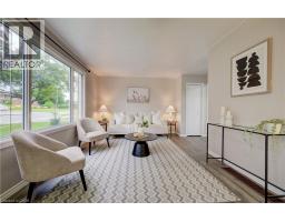 147 MOFFAT Drive - 5