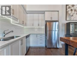 19 GUELPH Avenue UnitNo. 201 - 17