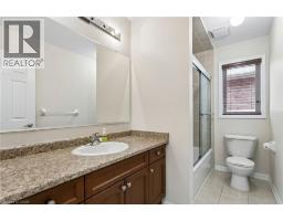 10 KLEMSCOTT Road - 17