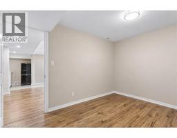 10 KLEMSCOTT Road - 30