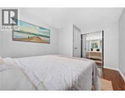 6 BARDADYN Court - 18