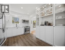 2395 ARNOLD Crescent - 11