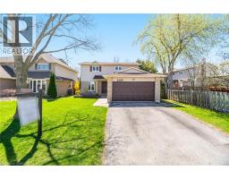 2395 ARNOLD Crescent - 2