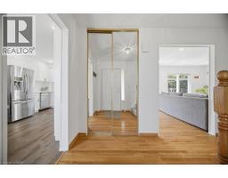 2395 ARNOLD Crescent - 4