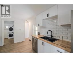 241 TALBOT Street S - 13