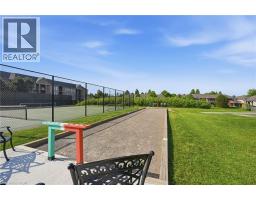 53 GREENTRAIL Drive - 39