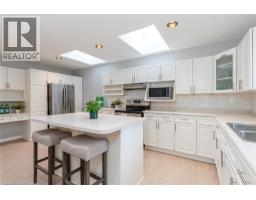 31 WINDERMERE Court - 10