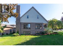 31 WINDERMERE Court - 2