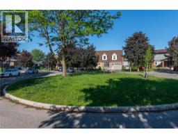 31 WINDERMERE Court - 3