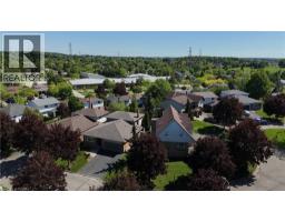 31 WINDERMERE Court - 43