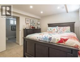 12 BOND Street S - 33