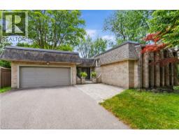 166 CASTLE Crescent - 2