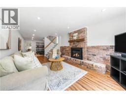 166 CASTLE Crescent - 22