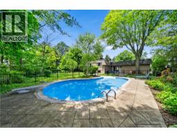 166 CASTLE Crescent - 34