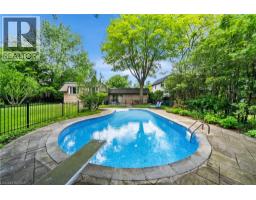 166 CASTLE Crescent - 35