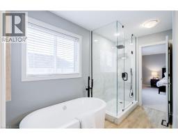 7 KINSMAN Drive - 28