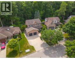 128 EBY Crescent - 32