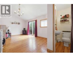 572 DOWNIE Street - 24