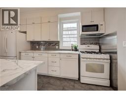 25 JOHN Street - 11