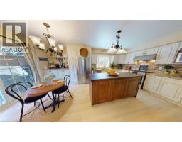 39 FALCON Court - 20
