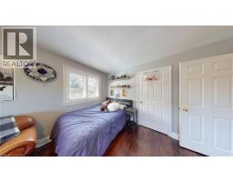 39 FALCON Court - 36