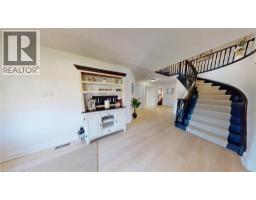 39 FALCON Court - 8