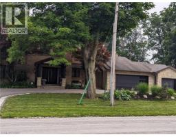 355 EDGEHILL Drive - 40