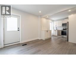 536 CANNON Street E - 24