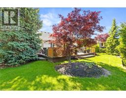 611 VICTORIA Street - 39