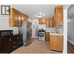 103 BELWOOD Crescent - 10