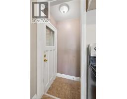 103 BELWOOD Crescent - 13