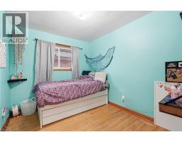 20 NELLIGAN Place - 18