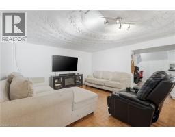 20 NELLIGAN Place - 33