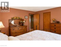 15 BARRETT Avenue - 21