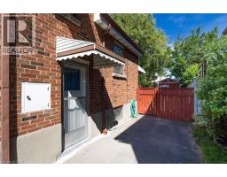 47 CROSTHWAITE Avenue S - 25