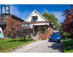 47 CROSTHWAITE Avenue S - 3