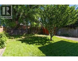 47 CROSTHWAITE Avenue S - 30