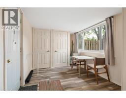 30 GREEN VALLEY Drive UnitNo. 114 - 19