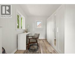 151 TRAGINA Avenue N - 23