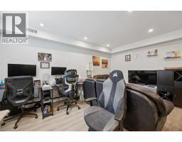 63 PLYMOUTH Road - 32