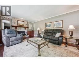 7 KING Street - 9