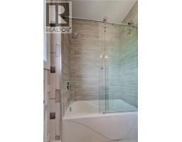 146 GREEN GATE Boulevard - 34