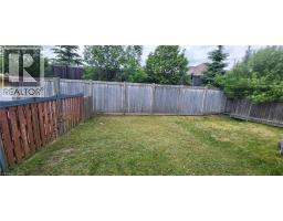 91 NASIR Crescent - 12