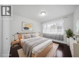 1403 SELKIRK Avenue - 8