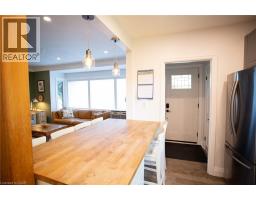 182 ERINDALE Avenue - 13