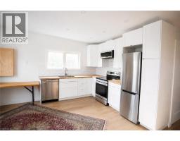182 ERINDALE Avenue - 40